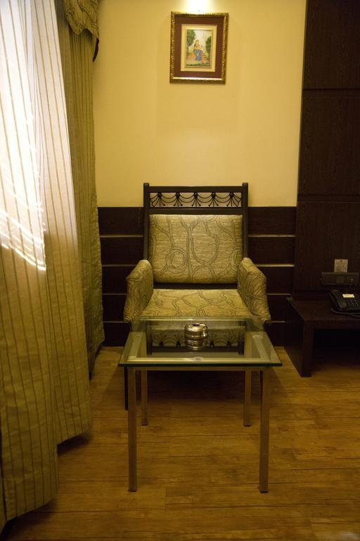 The Rajshahi Palace Indore Ngoại thất bức ảnh
