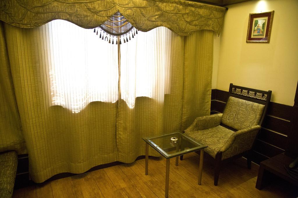 The Rajshahi Palace Indore Ngoại thất bức ảnh